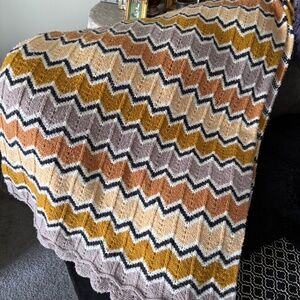 Vintage Hand Knit (crochet) Chevron Afghan/Throw Blanket
